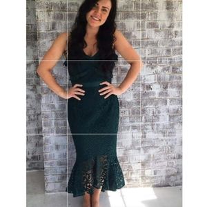 LadyBlackTie. Emerald green lace. Size 12